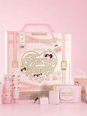 P. Louise Pack Your Sh%t and Go  Cherry Blossom Skincare Set - Pink